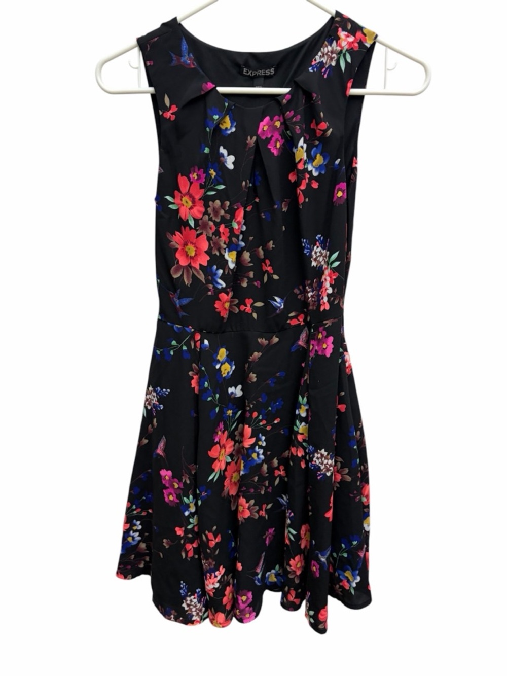 Express Black Hummingbird Floral Fit & Flare Dress Size Sleeveless Pleated Front